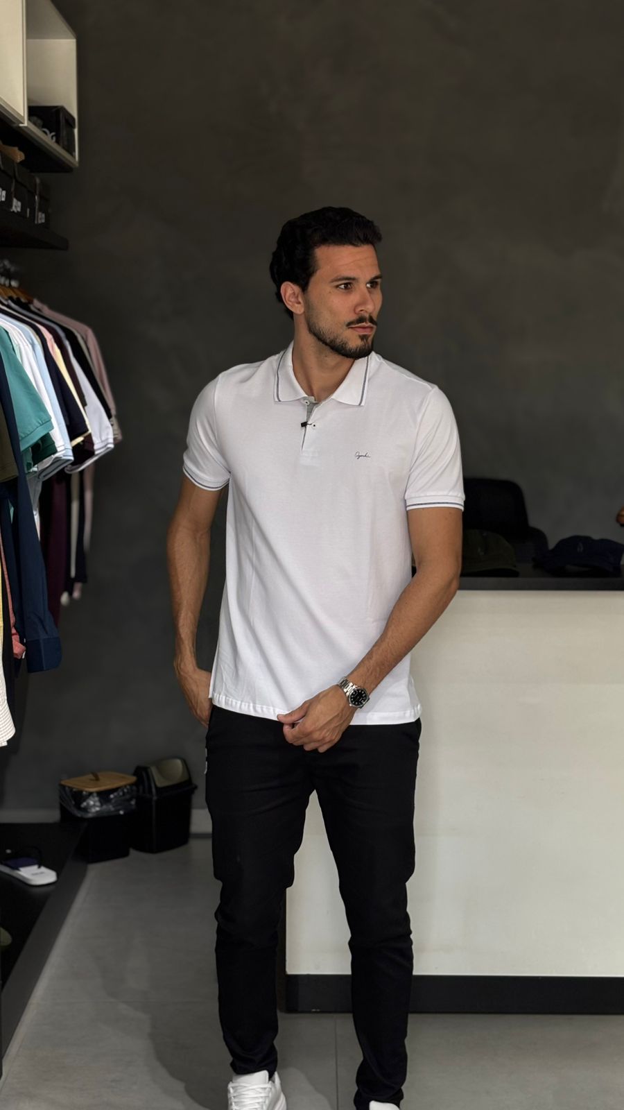 Camisa Polo Masculina Branca Slim com Detalhes em Azul