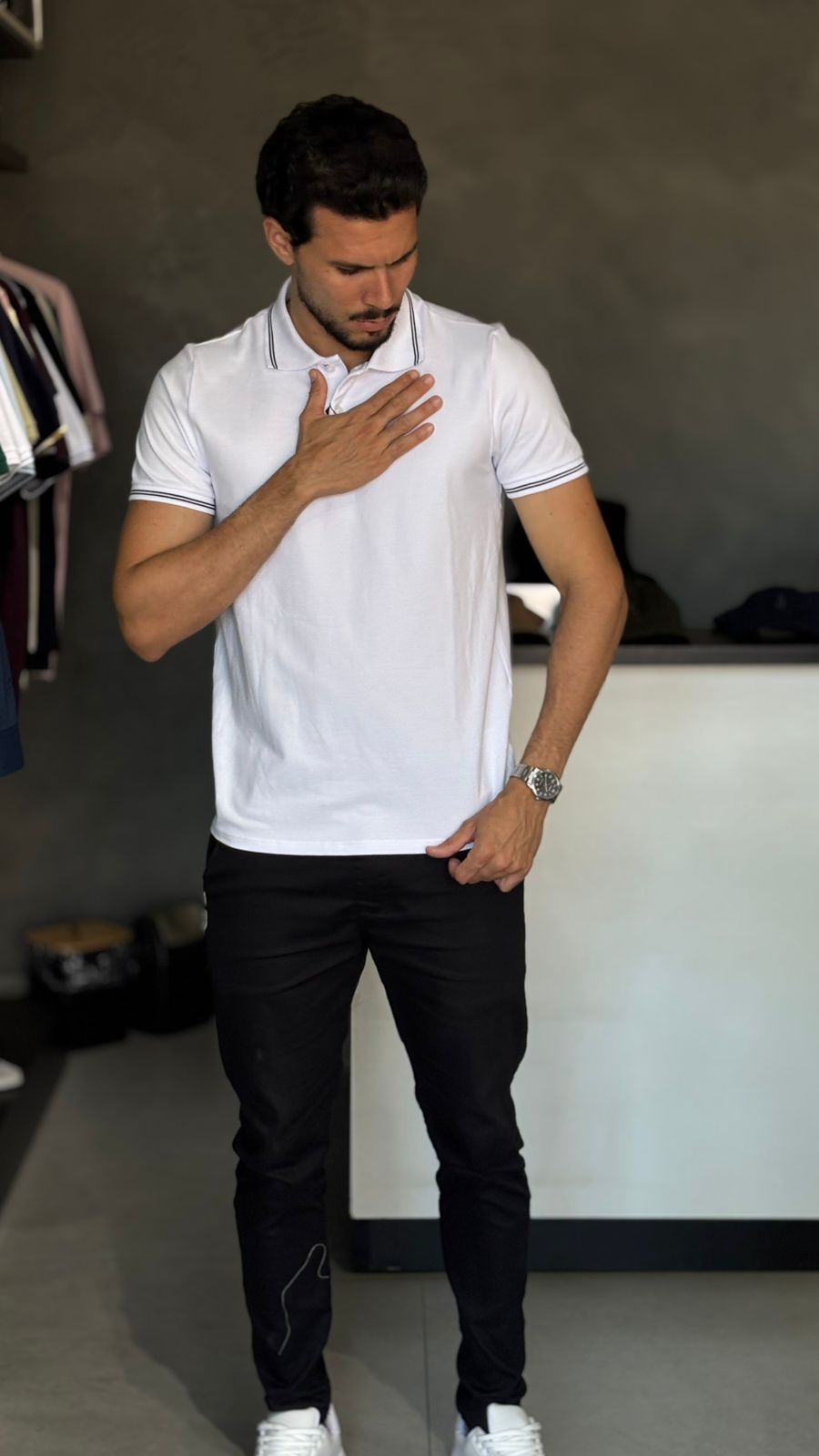 CAMISA POLO OGOCHI SLIM ESSENCIAL COM DETALHES PRETO