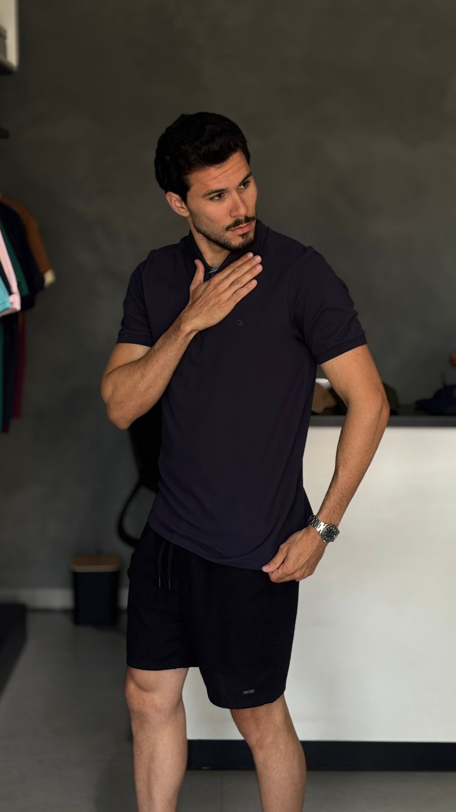 Camisa Polo Masculina Azul Marinho em Piquet