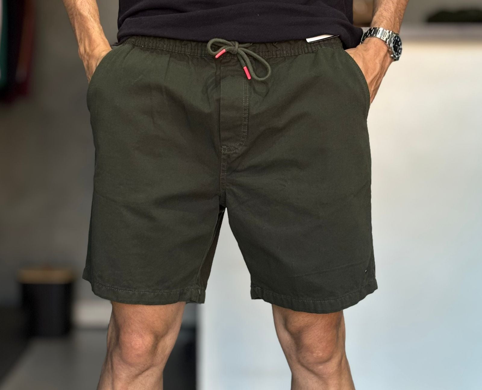 Short em sarja primeira linha